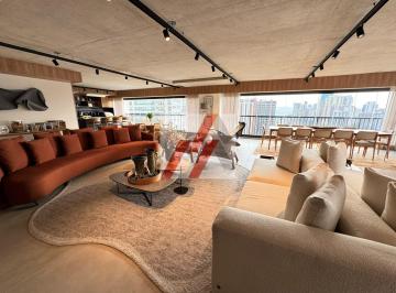 Apartamento · 360m² · 4 Quartos · 3 Vagas · Aluguel de Luxuoso Apartamento em Alphaville Centro Industrial - 4 Quartos, 4 Suítes, 3 Salas - 360m