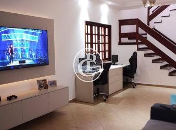 Casa · 125m² · 3 Quartos · 2 Vagas · Lindo Sobrado 3 dormitórios, suíte, sacadas, excelente localização zona sul