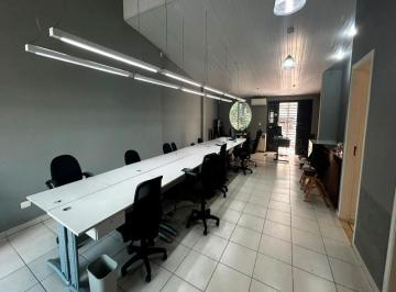 Casa · 200m² · 3 Quartos · Casa à venda - no Vila Cordeiro