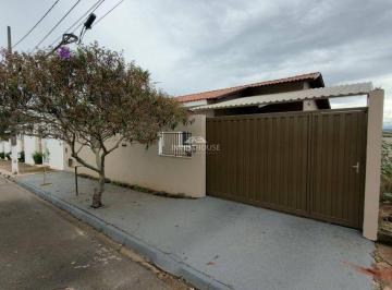 Casa · 1200m² · 3 Quartos · 2 Vagas · Casa com 3 quartos, Nova Floresta - Guaxupé