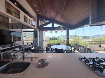 Apartamento · 131m² · 3 Quartos · 2 Vagas · Cobertura de 131m² com 3 Suítes na Lagoa da Conceição