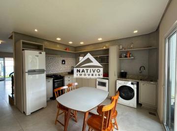 Casa · 100m² · 2 Quartos · 2 Vagas · Sobrado mobiliado em excelente localização no Rio Vermelho
