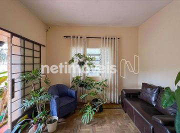 Casa · 300m² · 2 Quartos · Casa de 2 quartos à venda no Sagrada Família!