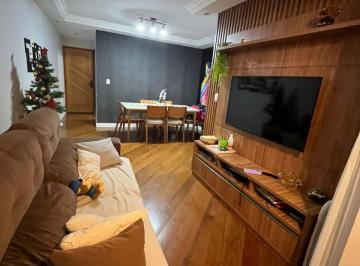 v4153a.jpg · Apartamento á Venda com 65 M2, semi mobiliado no Continental com 3 dormitorios com armarios planejad