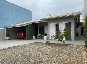 Casa · 156m² · 2 Quartos · 4 Vagas · Casa Semi Mobiliada sozinha no terreno com 1 suíte + 2 dormitórios- Itacolomi -