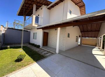 Casa · 210m² · 4 Quartos · 4 Vagas · Excelente casa sozinha terreno com 1 suíte + 4 dormitórios - Itacolomi - Balneár
