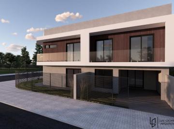 Casa · 52m² · 1 Quarto · 1 Vaga · Lindo Sobrado com 1 suítes + 1 dormitórios à 750 metros do mar - Itacolomi - Bal