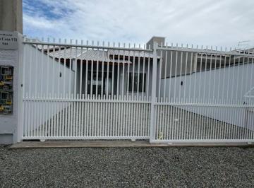 Casa · 74m² · 1 Quarto · 1 Vaga · Casa Geminada com 1 suíte + 1 dormitório com amplo espaço de terreno em Itajuba