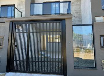 Casa · 84m² · 2 Quartos · 1 Vaga · Sobrado Geminado com 2 suíte - Itacolomi - Balneário Piçarras - SC