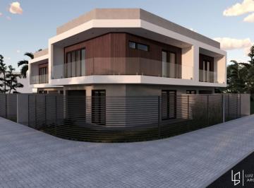 Casa · 99m² · 2 Quartos · 1 Vaga · Lindo Sobrado com 2 suítes de Esquina à 750 metros do mar - Itacolomi - Balneári