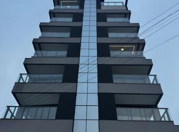 Apartamento · 98m² · 2 Quartos · 1 Vaga · Apartamento mobiliado com 1 suíte + 2 Demi suítes vista mar no Centro - Balneári