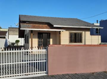 Casa · 200m² · 3 Quartos · 5 Vagas · 2 Casa no mesmo terreno em Nossa Senhora da Paz - Balneário Piçarras - SC