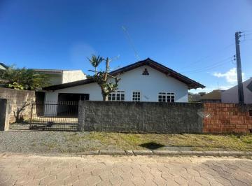 Casa · 90m² · 2 Quartos · 2 Vagas · Casa sozinha no terreno com 2 dormitórios - Itacolomi - Balneário Piçarras - SC