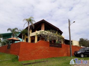 Casa · 214m² · 2 Quartos · 3 Vagas · Linda Casa Frente ao mar com 1 suíte + 2 dormitórios - Itacolomi - Balneário Piç