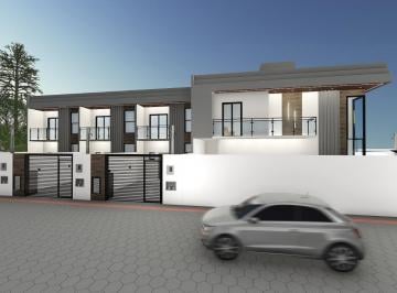 Casa · 150m² · 3 Quartos · 2 Vagas · Sobrado 1 suíte master + 2 Demi suíte á 400 metros do mar - Itacolomi - Balneári