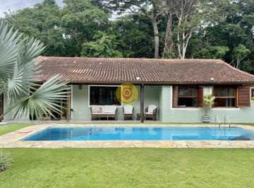 Casa · 400m² · 3 Quartos · 1 Vaga · Casa em condomínio fechado, em harmonia com a Mata Atlântica