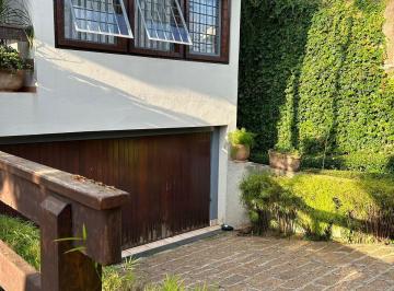 Casa · 413m² · 3 Quartos · 4 Vagas · CASA DE ALTO PADRÃO COM 3 QUARTOS E PISCINA, NO PORTAL DO PARAÍSO I