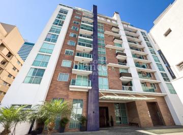 Apartamento · 200m² · 2 Quartos · 3 Vagas · Cobertura duplex, 2 suítes, 3 vagas no Batel, ao l