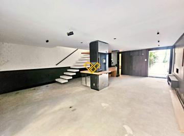 Casa · 185m² · 1 Vaga · Sobrado Comercial para Locação em Santos /SP