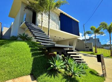 Casa · 241m² · 4 Quartos · 4 Vagas · Casa 4 suítes para venda no Jardins Nápoles - Senador Canedo