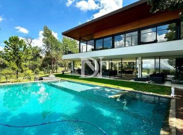 Casa · 750m² · 4 Quartos · 2 Vagas · Casa com Vista Permanente para o Nascer do Sol no Condomínio Fazenda Vila Real de Itu