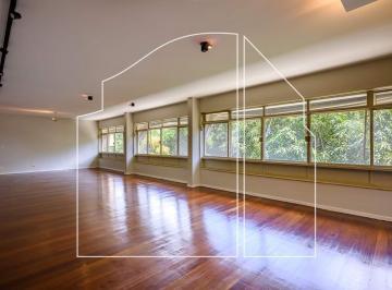 Apartamento · 211m² · 4 Quartos · 2 Vagas · SQS 313 BLOCO K - 4 QUARTOS, 1 SUÍTE, 2 VAGAS!