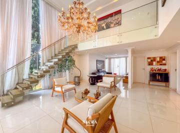 Casa en Venda de 3 quartos · Casa Sobrado Arniqueiras 3 Quartos 800m² Closet Varanda Área Gourmet
