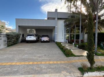Imagem 1 · Casa térrea de 238m² com 04 suítes à venda no Portal do Sol Green - Goiânia - GO