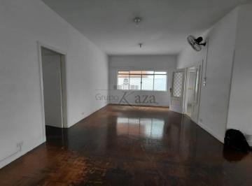 Comercial · 431m² · 3 Quartos · 3 Vagas · Oportunidade - Casa - Jardim São Dimas - 3 Dormitórios - 241m².