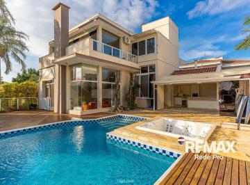 Casa · 402m² · 4 Quartos · 5 Vagas · Casa de condomínio, 4 quartos, 402 m² de área útil, piscina e segurança, para locação.