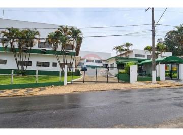 Comercial · 2800m² · 10 Vagas · Complexo Logístico/Industrial – 2.800m² – 3 Docas e Cabine Primária – Próximo à Rodovia Anhanguera, 