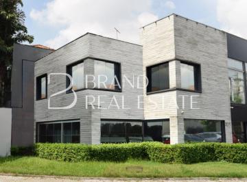 Comercial · 306m² · 1 Quarto · 3 Vagas · Casa comercial na Avenida Europa com excelente visibilidade e 2 pavimentos