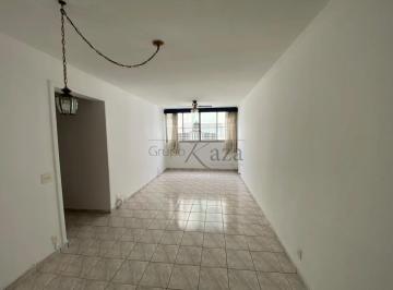 Apartamento · 84m² · 3 Quartos · 1 Vaga · Oportunidade - Apartamento - Edifício Flamboyant - Jardim São Dimas - 3 Dormitórios - 84m².
