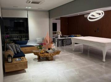Apartamento · 202m² · 4 Quartos · 4 Vagas · Apartamento 202m² com 4 quartos, 3 suítes e 4 vagas à Venda na Mooca