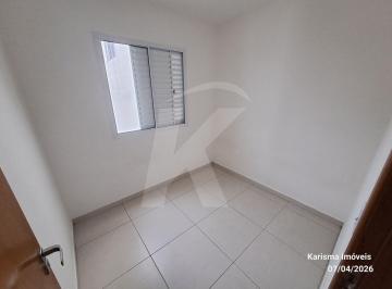 Casa · 35m² · 2 Quartos · Apartamento com 2 quartos, sala, cozinha, banheiro.