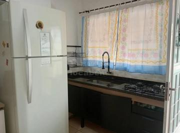 Casa · 200m² · 2 Quartos · 2 Vagas · Casa a venda com 02 quartos e piscina