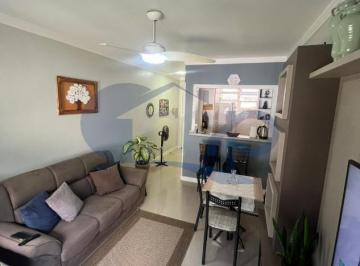 Apartamento · 85m² · 2 Quartos · Apartamento á venda com 2 dormitórios no centro de Torres/RS