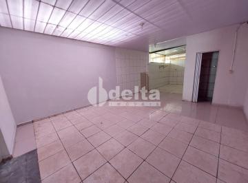 NULL · Loja disponível para locação no bairro Segismundo Pereira em Uberlândia-MG.