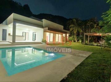 51b30346476ea94b846bc1e11ef5f92744ad25c7 · Casa com 4 dormitórios à venda, 290 m² por R$ 3.200.000,00 - Itaipu - Niterói/RJ
