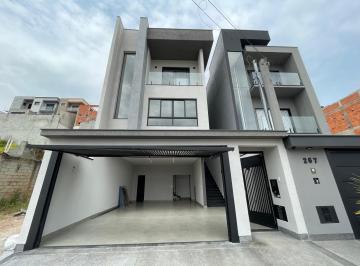 202409261812447441.jpeg · Casa em Cajamar com 3 Suítes, 4 Vagas e Piscina