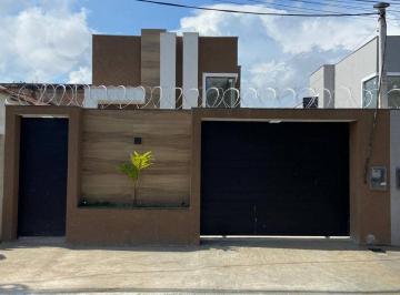 28b103dbc0330bb99a3d602c5a1896471444daf9 · Linda Residência Linear com 3 SUÍTES e LAVABO, primeira locação.