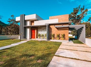 Casa · 124m² · 3 Quartos · 4 Vagas · Casa de Alto Padrão no condomínio Gan Eden