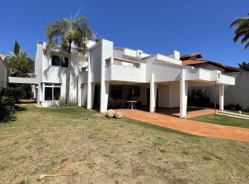 Casa · 480m² · 4 Quartos · 6 Vagas · Casa Alto Padrão em Morada da Colina, Uberlândia/MG