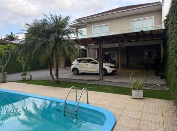 Casa · 220m² · 3 Quartos · 2 Vagas · Sobrado com 3 quartos no Vila Nova