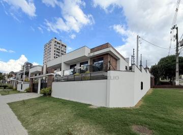 Casa · 159m² · 3 Quartos · 2 Vagas · Sobrado Alto Padrão Prox ao Centro de São José dos Pinhais