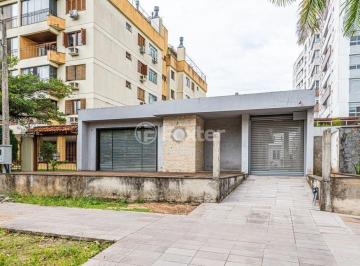 Casa · 230m² · 3 Quartos · 3 Vagas · Casa Residencial e Prédio Comercial na frente no bairro Tristeza