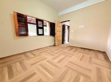 Casa · 106m² · 3 Quartos · 1 Vaga · Casa com 3 quartos, sendo uma suite no centro de Pacoti