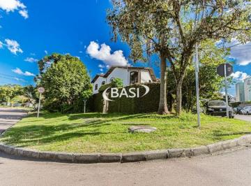 Casa · 184m² · 3 Quartos · 2 Vagas · Sobrado de Esquina a Venda no Tingui com Andar Independente e Kitnet (Possibilidade de Comercio)