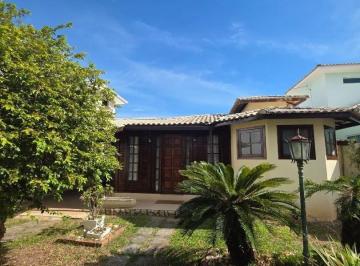 403aae8a4314f97affc7cbfac587a05c0924500a · Cond. Bosque de Itapeba, casa 2 qtos, suíte c/ piscina privativa e área gourmet.