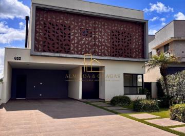 Casa · 255m² · 4 Quartos · 4 Vagas · Residencial New Ville